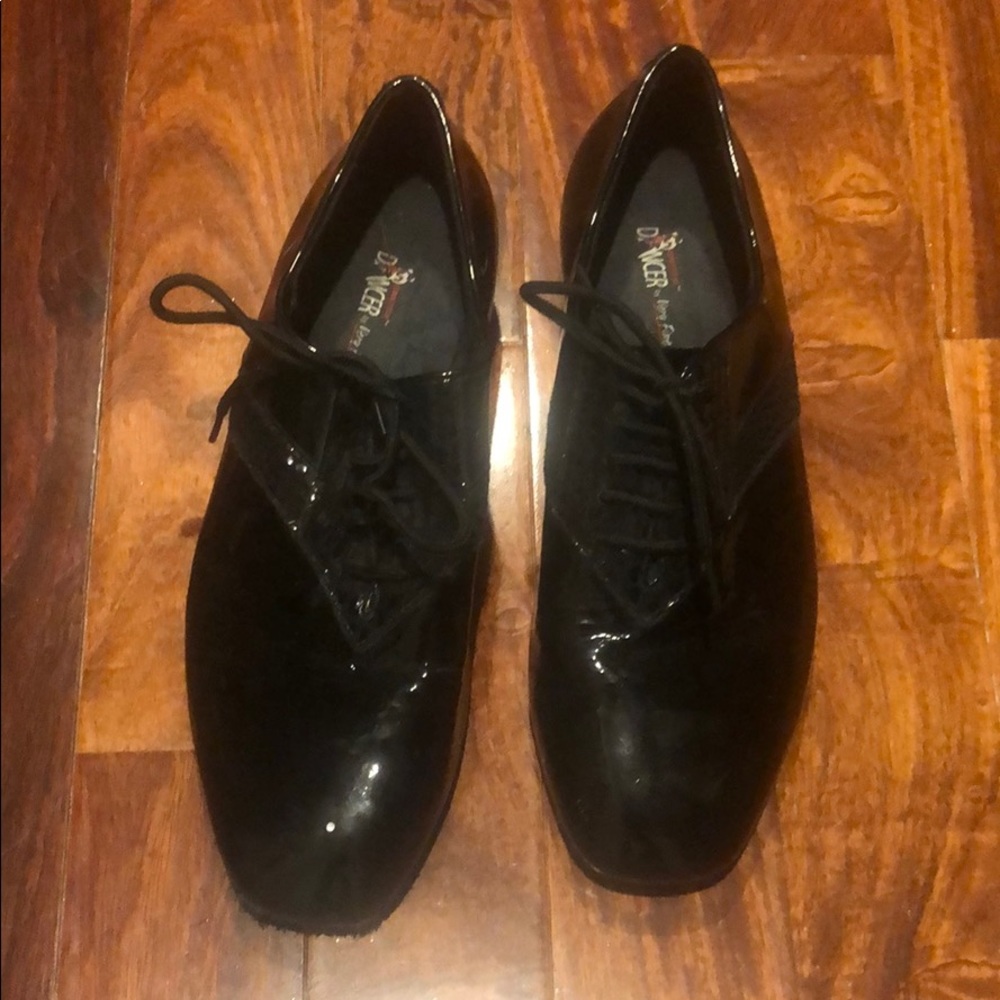 Men salsa shoes